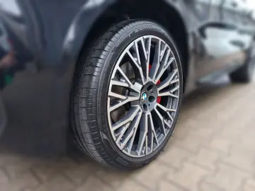 BMW X5 xDrive30d M SPORTPAKET PRO ICONIC GLOW KOMFOR