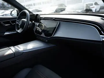 MERCEDES-BENZ E 53 AMG Hybrid 4M  VMax Pano Night DY&hellip;
