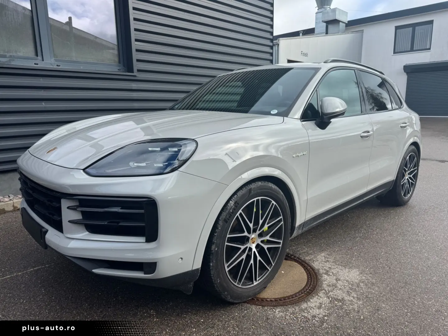 PORSCHE Cayenne E-Hybrid Pano Luft Beifahrerdisplay Inno