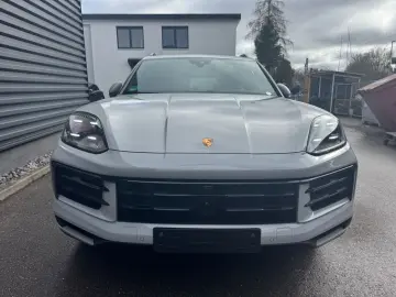 PORSCHE Cayenne E-Hybrid Pano Luft Beifahrerdisplay Inno