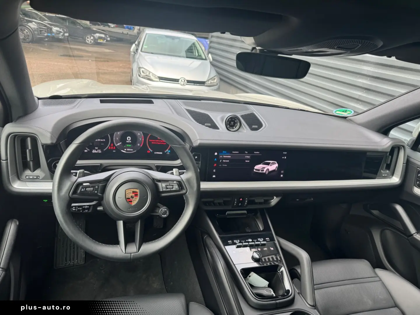 PORSCHE Cayenne E-Hybrid Pano Luft Beifahrerdisplay Inno