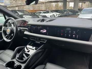 PORSCHE Cayenne E-Hybrid Pano Luft Beifahrerdisplay Inno