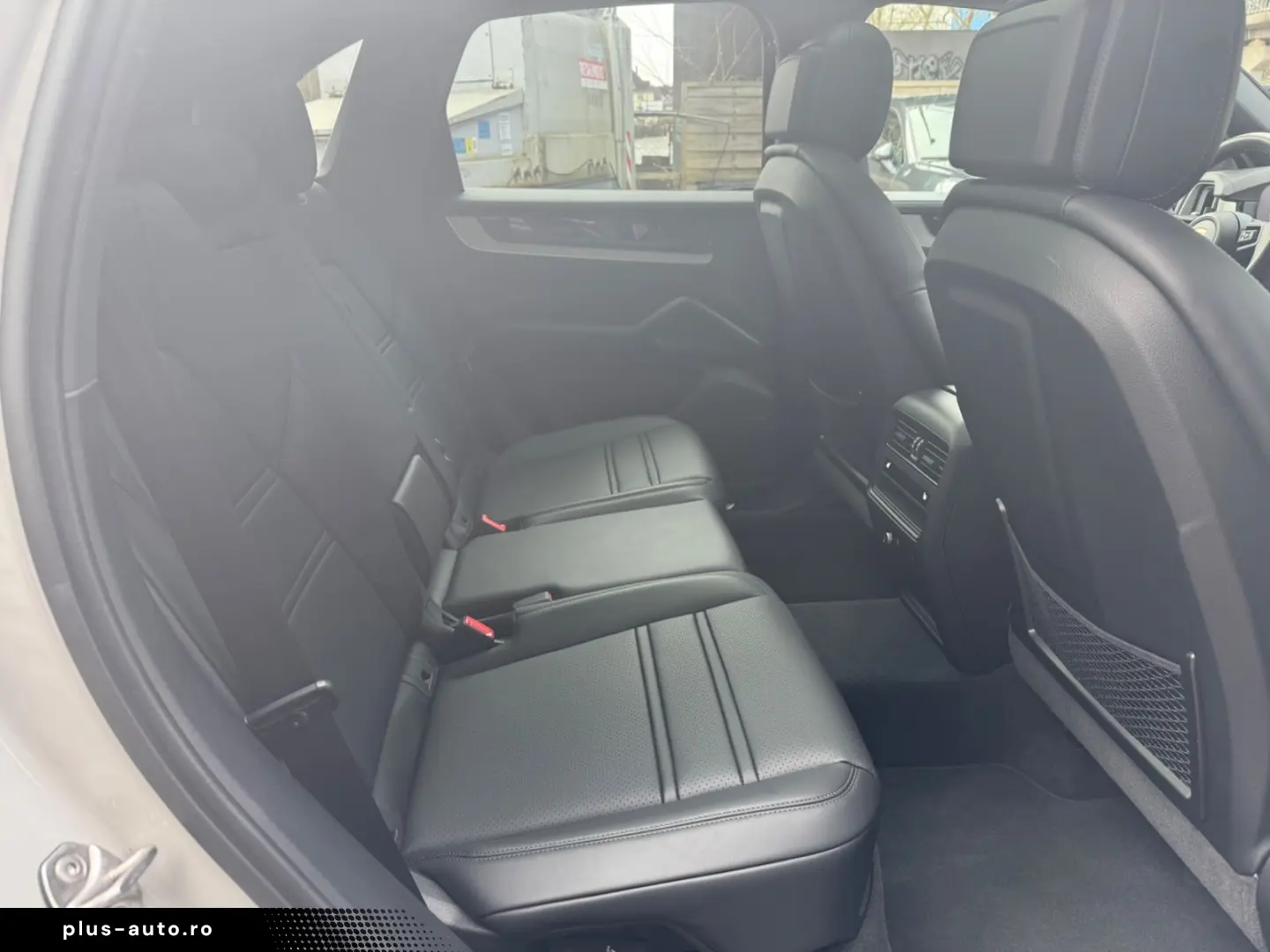 PORSCHE Cayenne E-Hybrid Pano Luft Beifahrerdisplay Inno