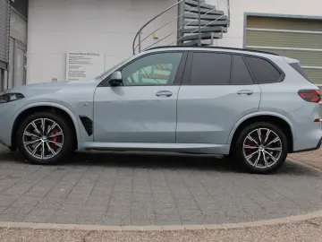 BMW X5 xDrive30d M Sport pro 7-Sitzer Pano AHK Inno