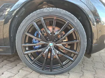 BMW X6 xDrive40d M Sport ACC Panorama Laser Luftfed.