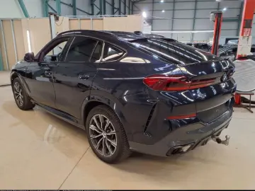 BMW X6 xDrive30d M Sport Pro StHz Pano AHK Massage