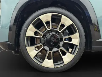 BMW XM Drive-Parkassist 360 Kam. Anhängerk. Bowers&W