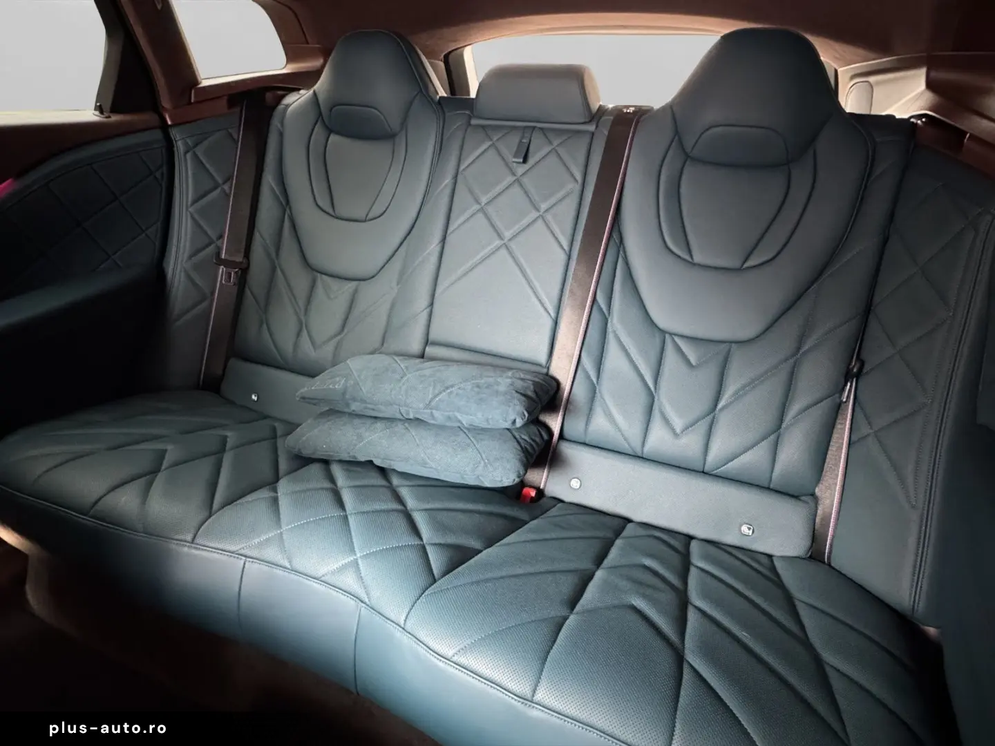 BMW XM Drive-Parkassist 360 Kam. Anhängerk. Bowers&W