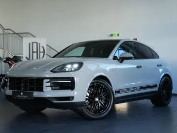 PORSCHE Cayenne Coupe E-Hybrid  KEYLEES DISP 360  BOSE