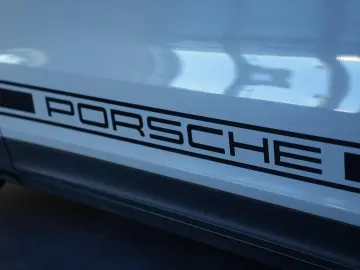 PORSCHE Cayenne Coupe E-Hybrid  KEYLEES DISP 360  BOSE