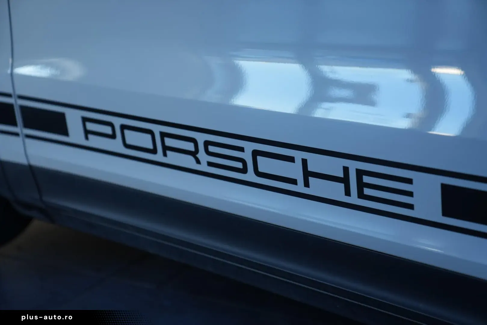 PORSCHE Cayenne Coupe E-Hybrid  KEYLEES DISP 360  BOSE