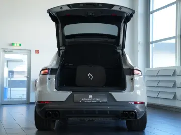 PORSCHE Cayenne Coupe E-Hybrid  KEYLEES DISP 360  BOSE