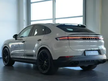 PORSCHE Cayenne Coupe E-Hybrid  KEYLEES DISP 360  BOSE