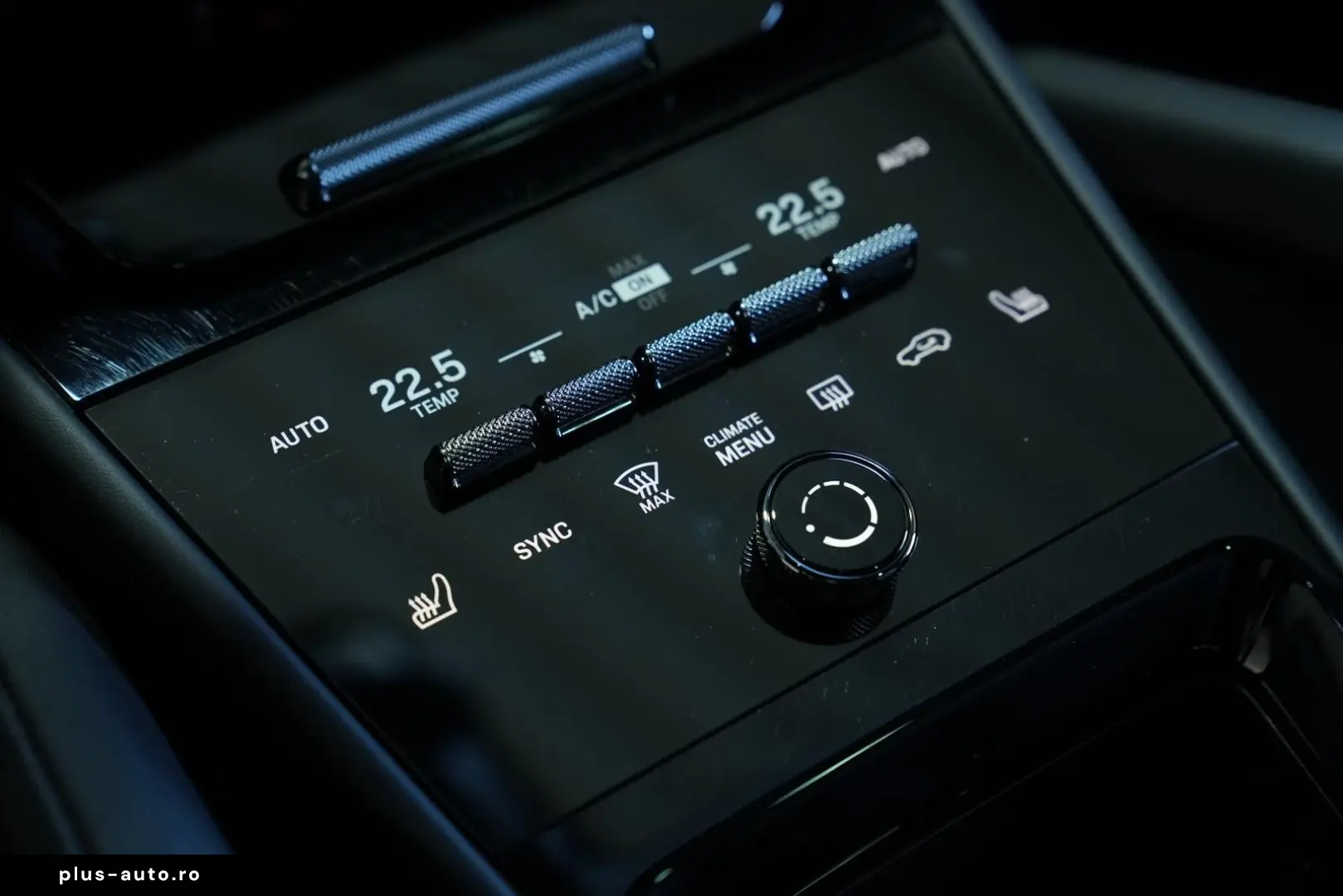 PORSCHE Cayenne Coupe E-Hybrid  KEYLEES DISP 360  BOSE