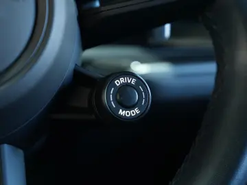 PORSCHE Cayenne Coupe E-Hybrid  KEYLEES DISP 360  BOSE