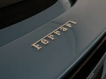 FERRARI 296 GTS 2 Schicht Spezialfarbe Azzuro California