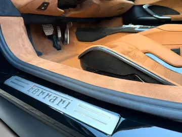 FERRARI 296 GTS Carbon LIFT Racing Seats 20