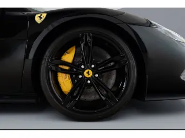 FERRARI 296 GTS  All Black-Giallo Details LEDs LIFT