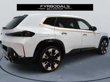 BMW XM 653hp V8   29.5kWh xDrive B&W 23  Massage VAT