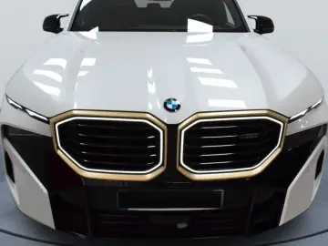 BMW XM 653hp V8   29.5kWh xDrive B&W 23  Massage VAT