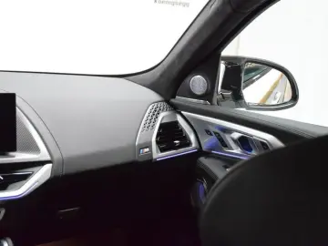 BMW XM 653hp V8   29.5kWh xDrive B&W 23  Massage VAT