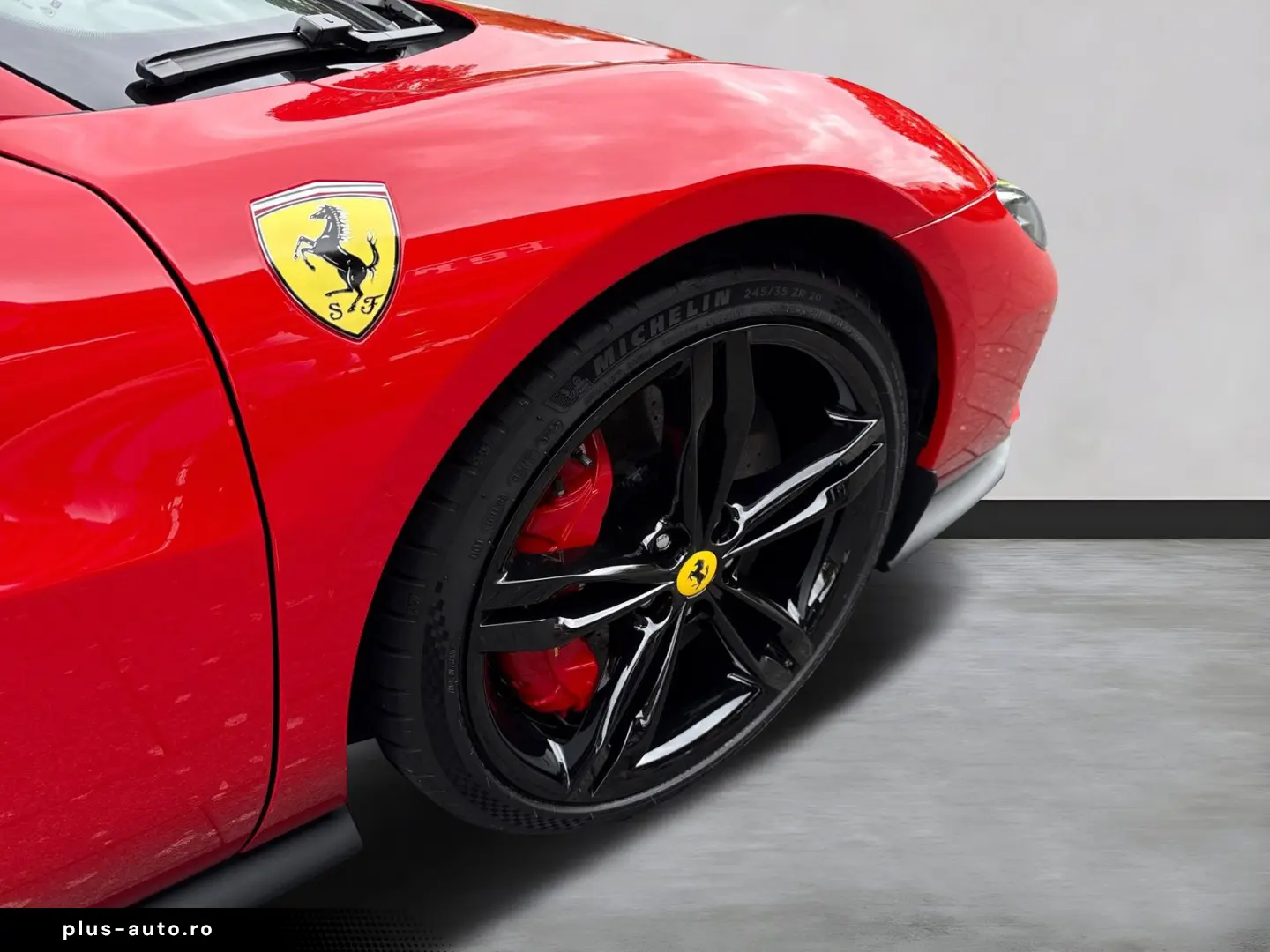 FERRARI 296 GTS  Embleme Navi PDC Klima Leder