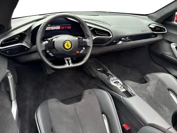 FERRARI 296 GTS  Embleme Navi PDC Klima Leder