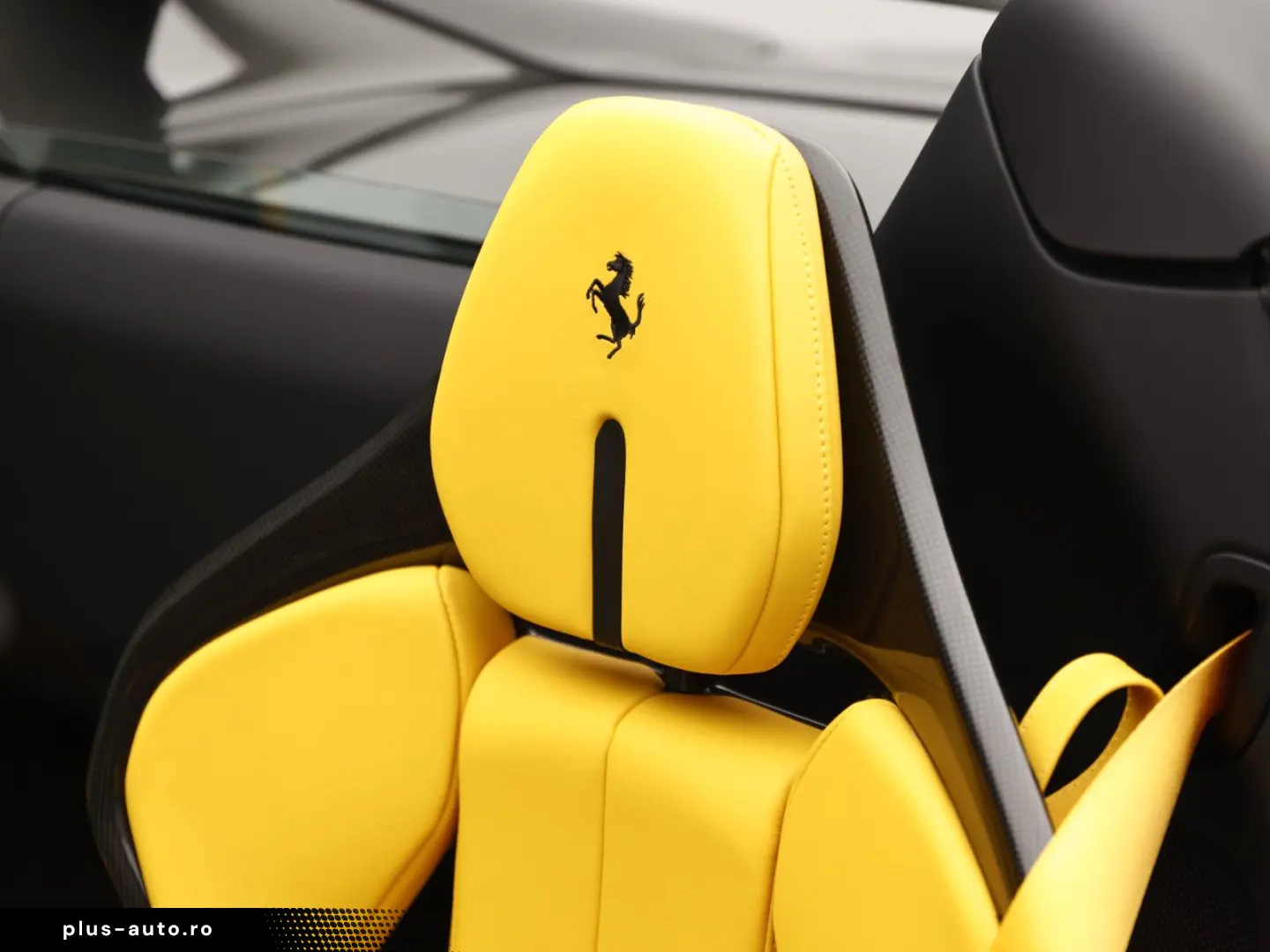 FERRARI 296 GTS      Ferrari Frankfurt