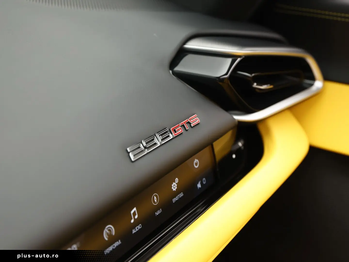 FERRARI 296 GTS      Ferrari Frankfurt