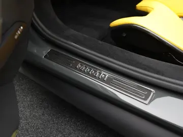 FERRARI 296 GTS      Ferrari Frankfurt