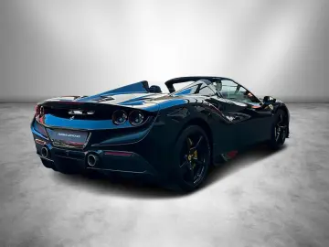 FERRARI F8 Spider   Lift   LED   Carbon