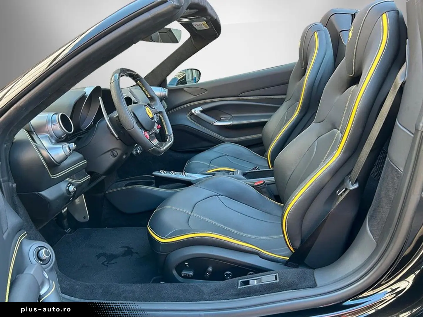 FERRARI F8 Spider   Lift   LED   Carbon