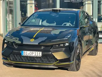 LOTUS Eletre R   2200 KM   VOLL   NP 200 T€   SHOWCAR!