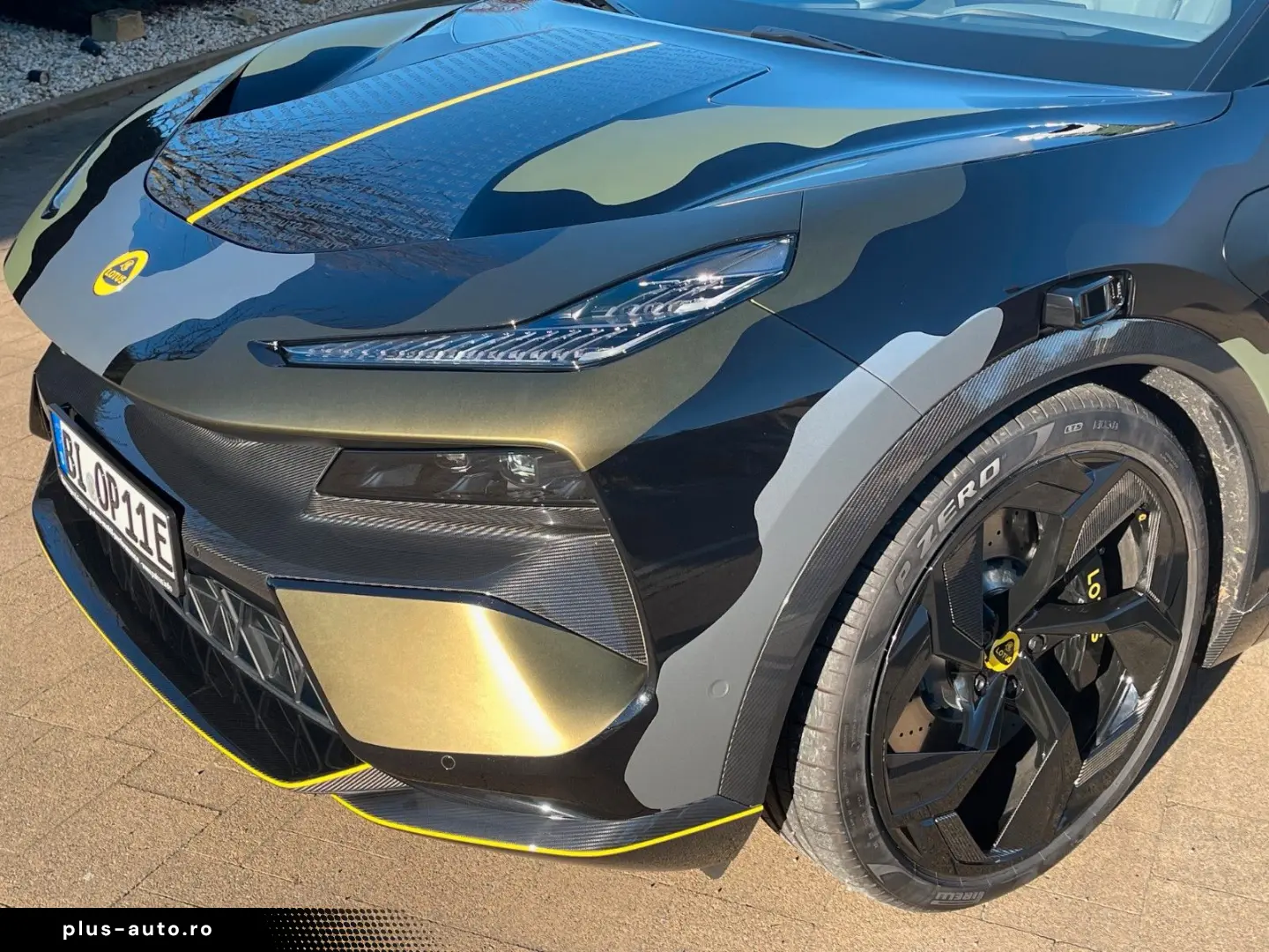 LOTUS Eletre R   2200 KM   VOLL   NP 200 T€   SHOWCAR!