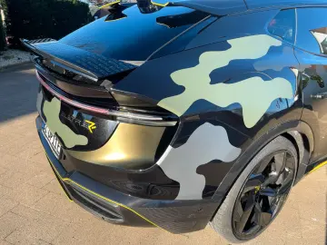 LOTUS Eletre R   2200 KM   VOLL   NP 200 T€   SHOWCAR!