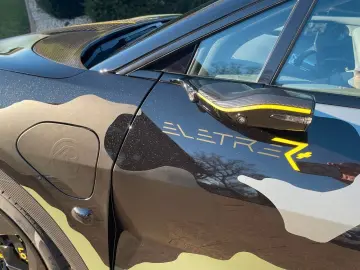 LOTUS Eletre R   2200 KM   VOLL   NP 200 T€   SHOWCAR!