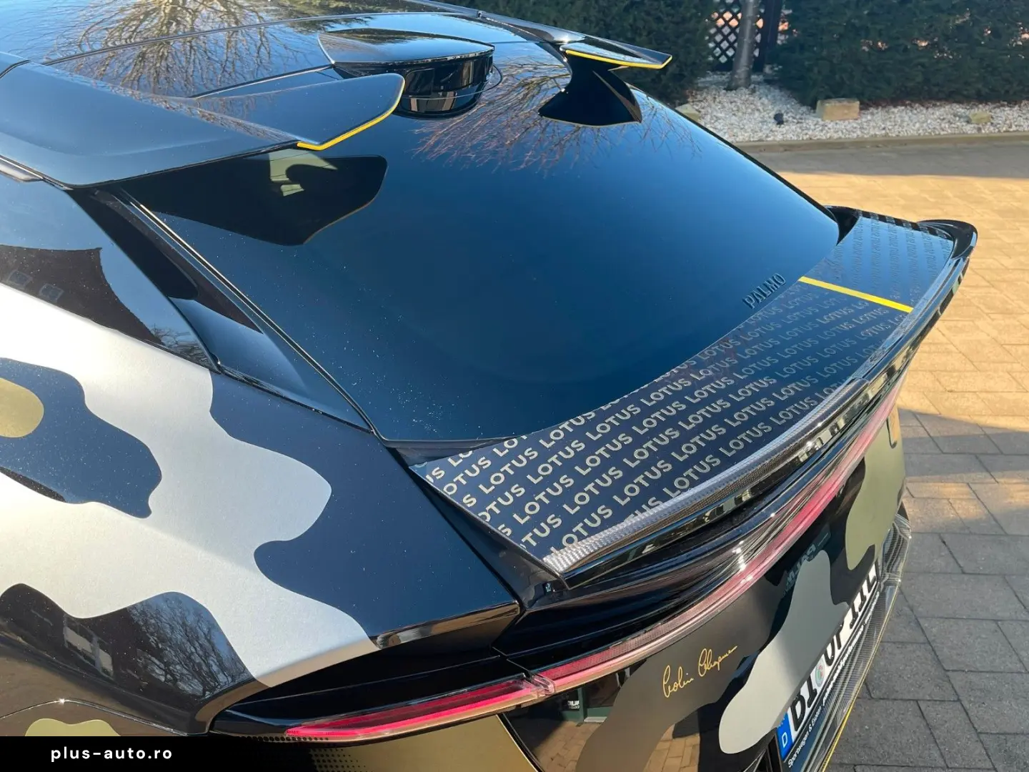 LOTUS Eletre R   2200 KM   VOLL   NP 200 T€   SHOWCAR!