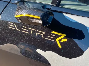 LOTUS Eletre R   2200 KM   VOLL   NP 200 T€   SHOWCAR!