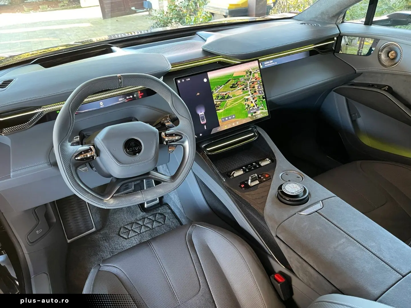 LOTUS Eletre R   2200 KM   VOLL   NP 200 T€   SHOWCAR!