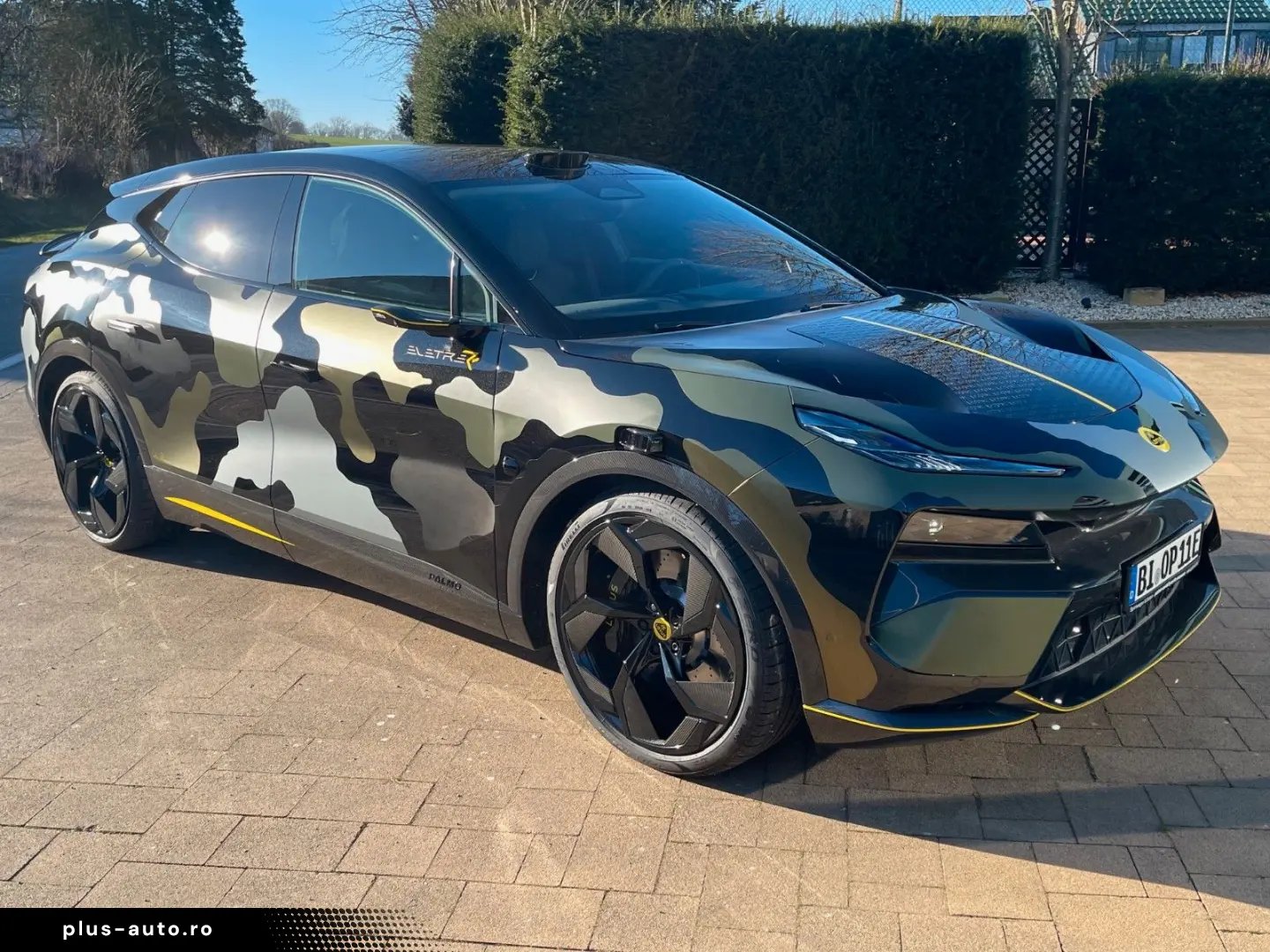 LOTUS Eletre R   2200 KM   VOLL   NP 200 T€   SHOWCAR!