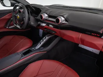 FERRARI 812 GTS