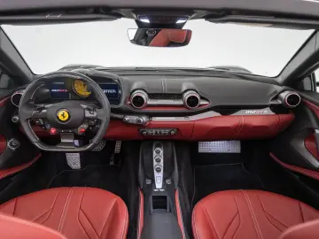 FERRARI 812 GTS