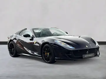 FERRARI 812 GTS  Embleme Navi PDC Klima Leder