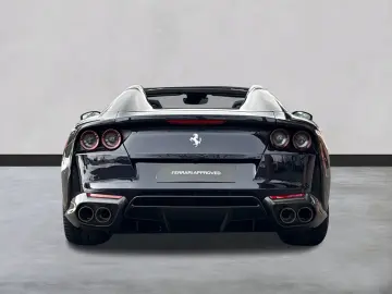 FERRARI 812 GTS  Embleme Navi PDC Klima Leder
