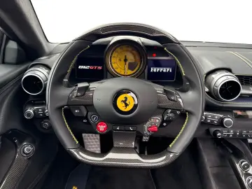FERRARI 812 GTS  Embleme Navi PDC Klima Leder