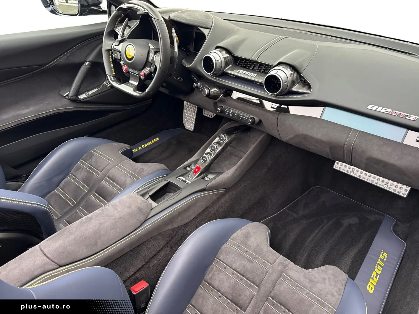 FERRARI 812 GTS  Embleme Navi PDC Klima Leder