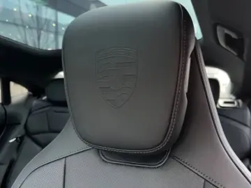 PORSCHE Taycan 4S - HD Matrix - Pano - Head up - BOSE