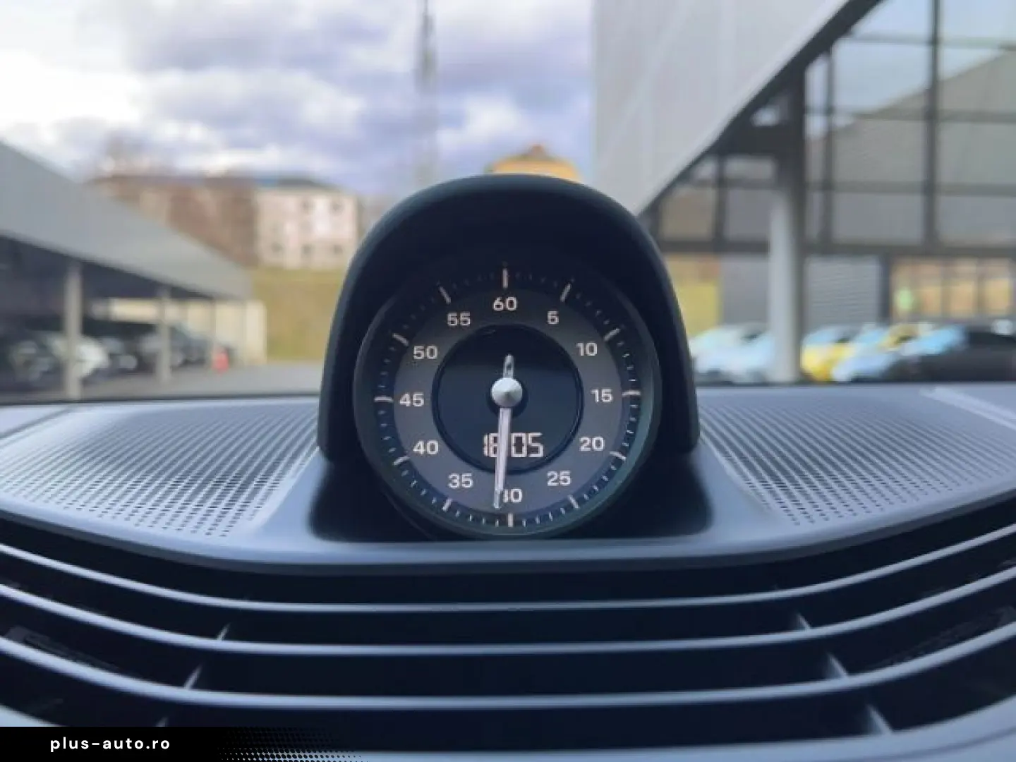 PORSCHE Taycan 4S - HD Matrix - Pano - Head up - BOSE