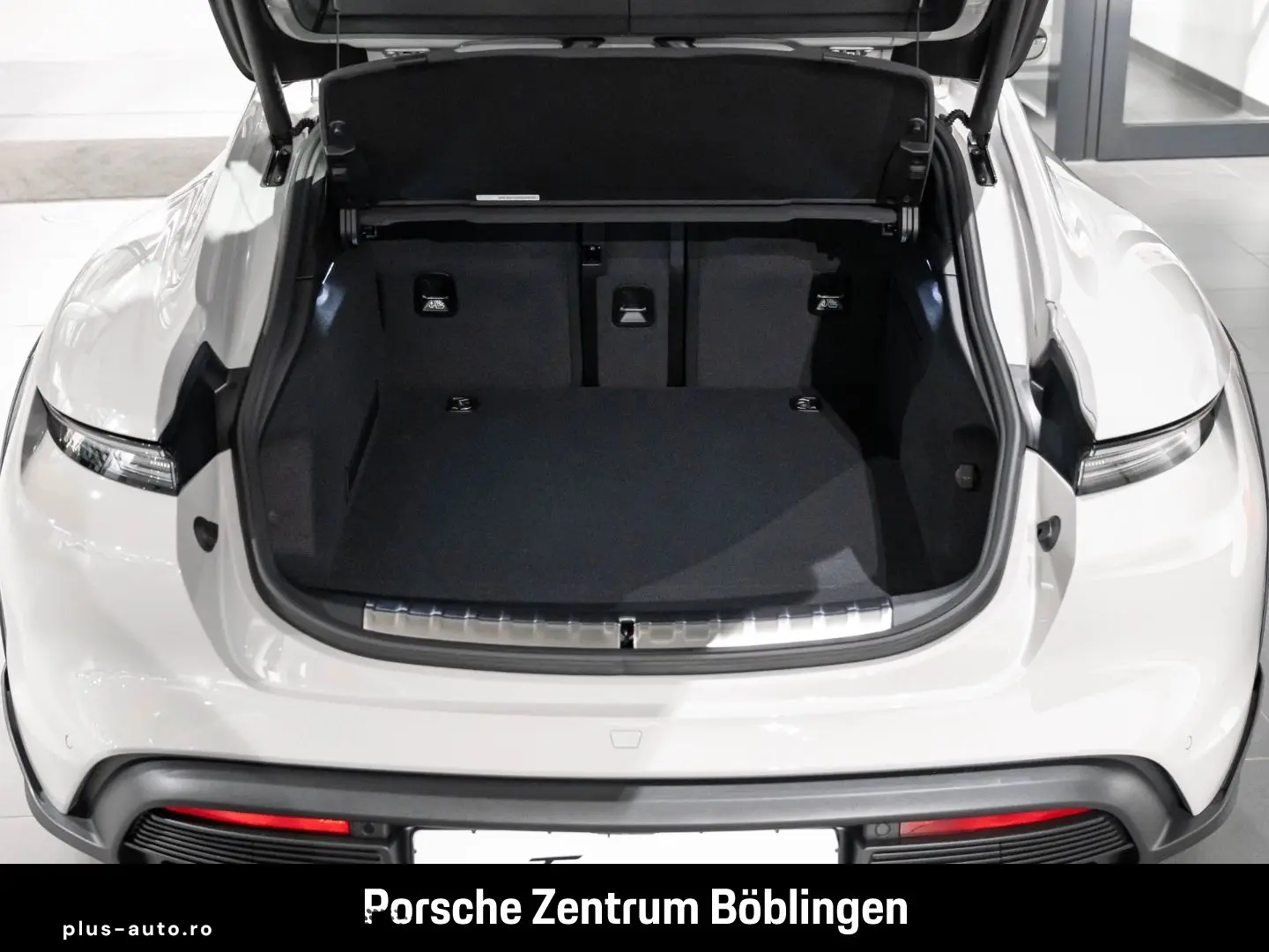 PORSCHE Taycan 4S Cross Turismo BOSE Panoramadach HeadUp