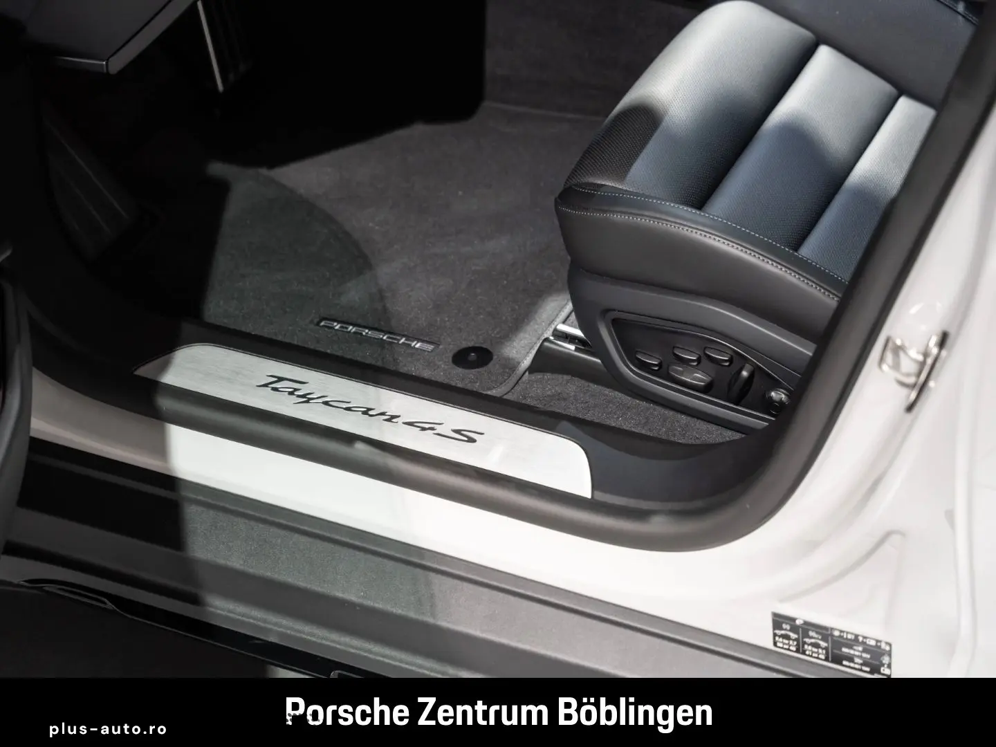 PORSCHE Taycan 4S Cross Turismo BOSE Panoramadach HeadUp